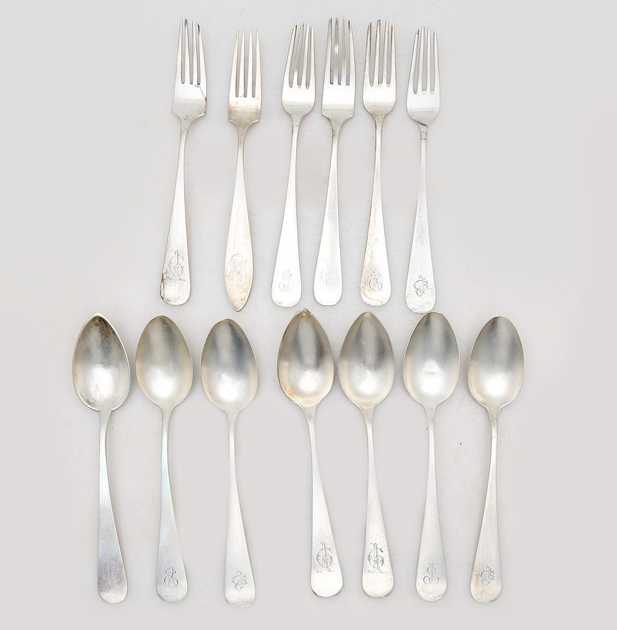 SOPPSKEDAR, 7 st samt bordsgafflar, silver, 1900-tal.