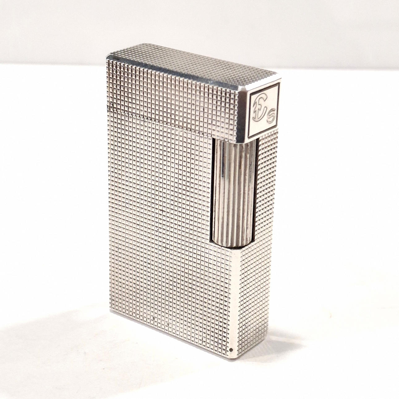 DUPONT. Hopea sytytin.