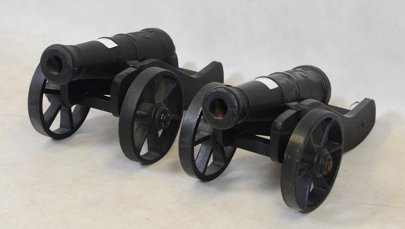 KANONER, 1-par, gjutjärn, Stavsjö bruk, 1900-tal.