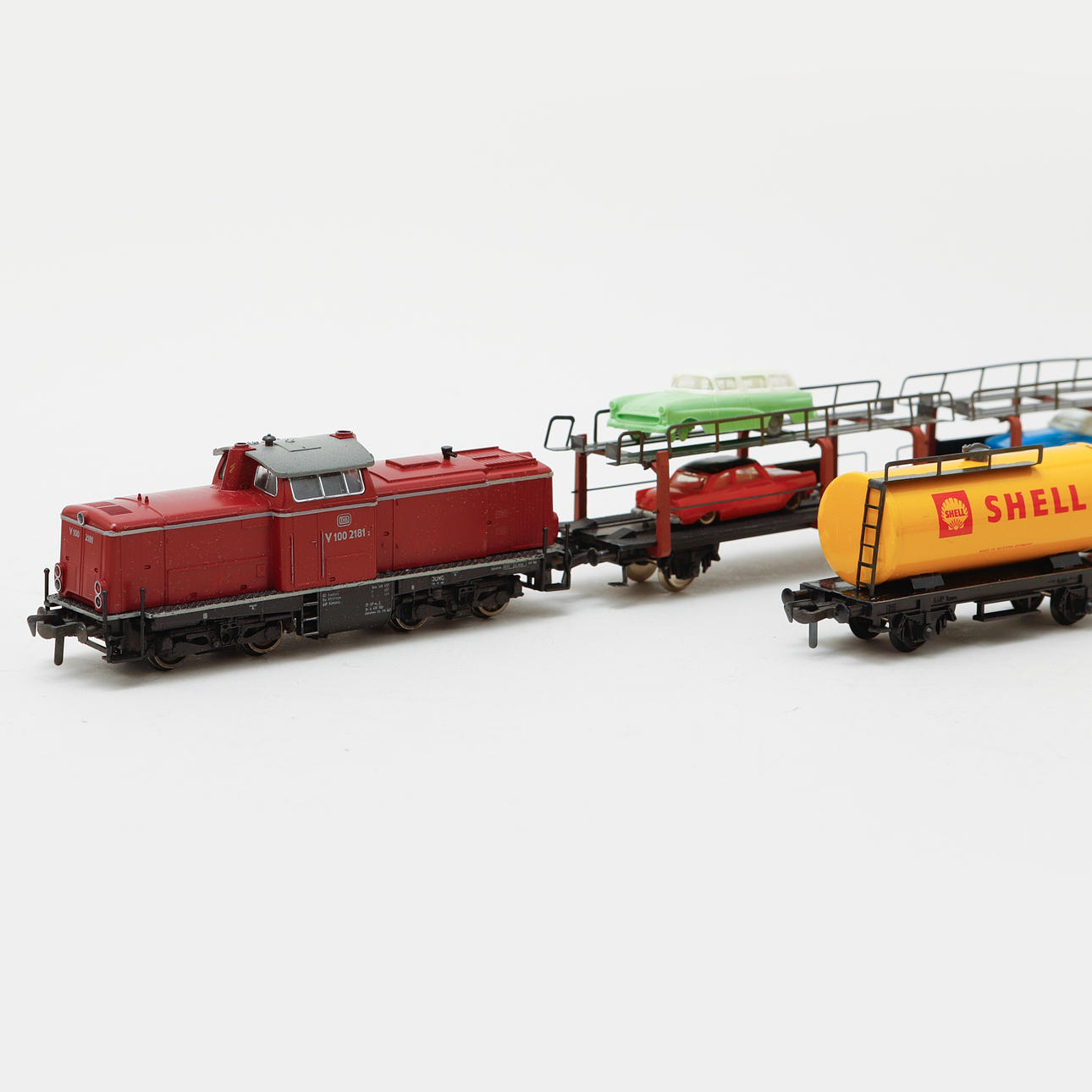 MODEL RAILWAY PARTS, including train set 300, Fleischmann.