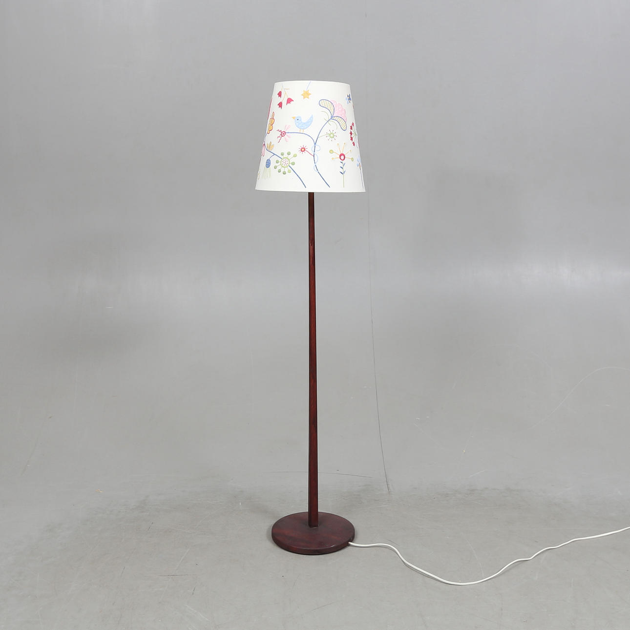 A 20th century floor lamp.