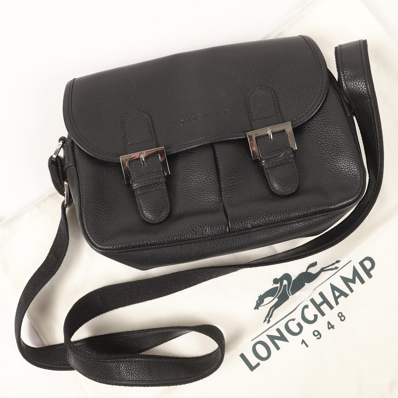 HANDVÄSKA, svart skinn, Longchamp.