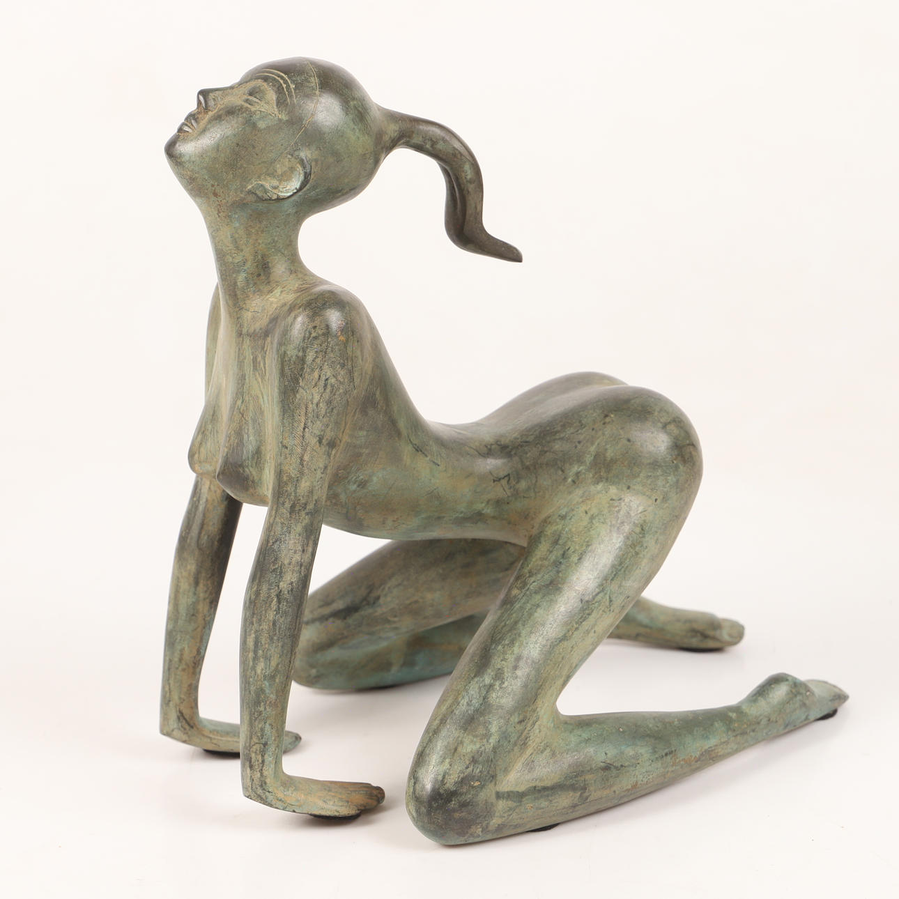 PATINOITU pronssiveistos 1900-luku.