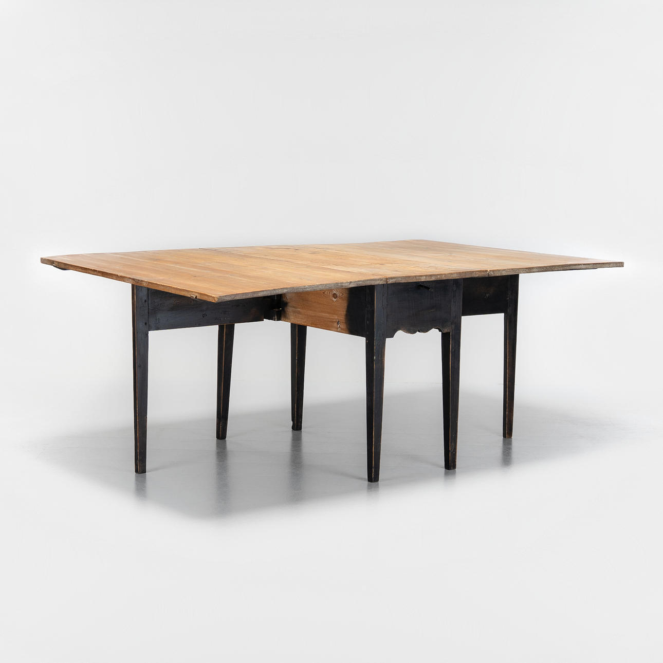 SLAGBORD, furu, 1800-tal första hälft.