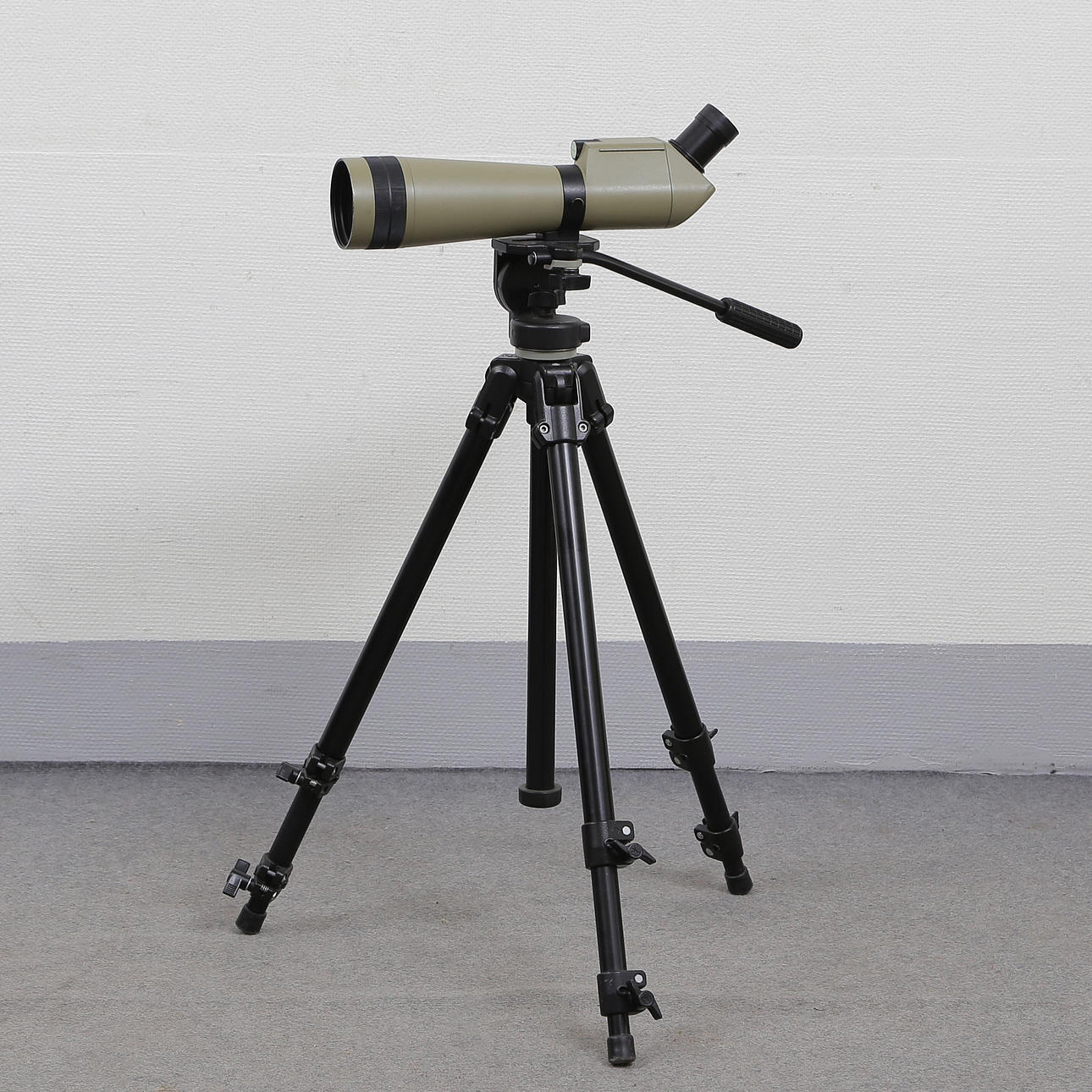 RØRKIKKERT MED STATIV, KOWA TSN-1.