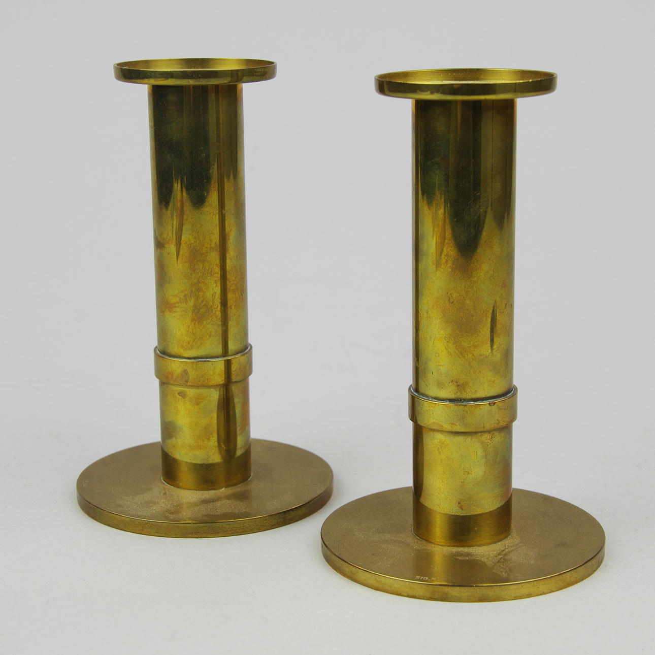 LJUSSTAKAR 1 par, mässing, design Sigurd Persson.