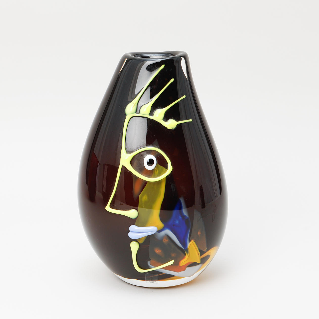 CARLOS R. PEBAQUÉ. Vase, “Face” Sjöhyttan.