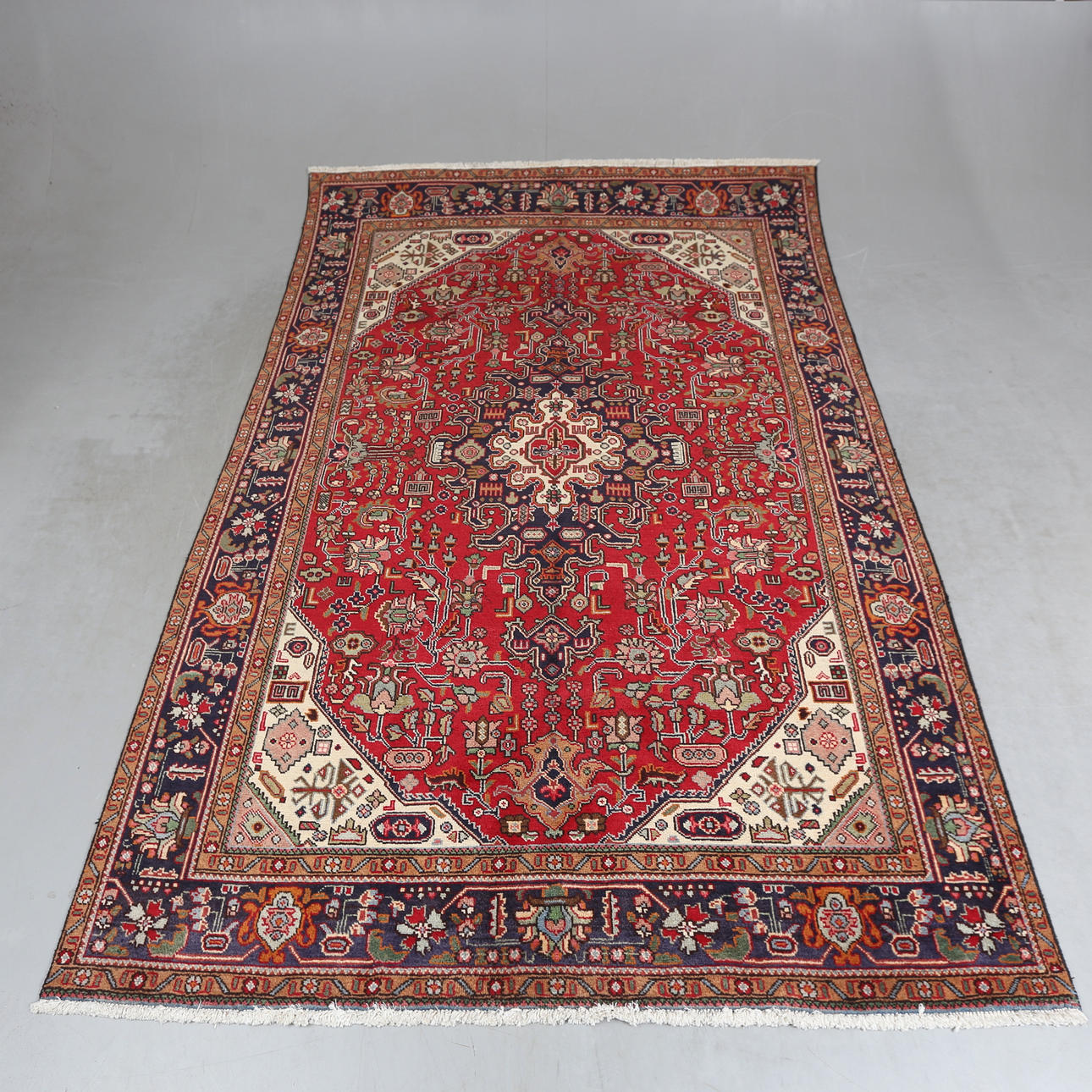 TEPPICH, orientalisch, ca. 295x198.