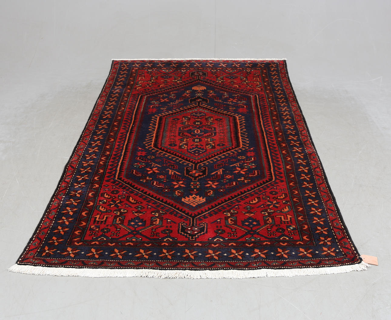 TÆPPE, orientalsk, ca 202x132 cm.