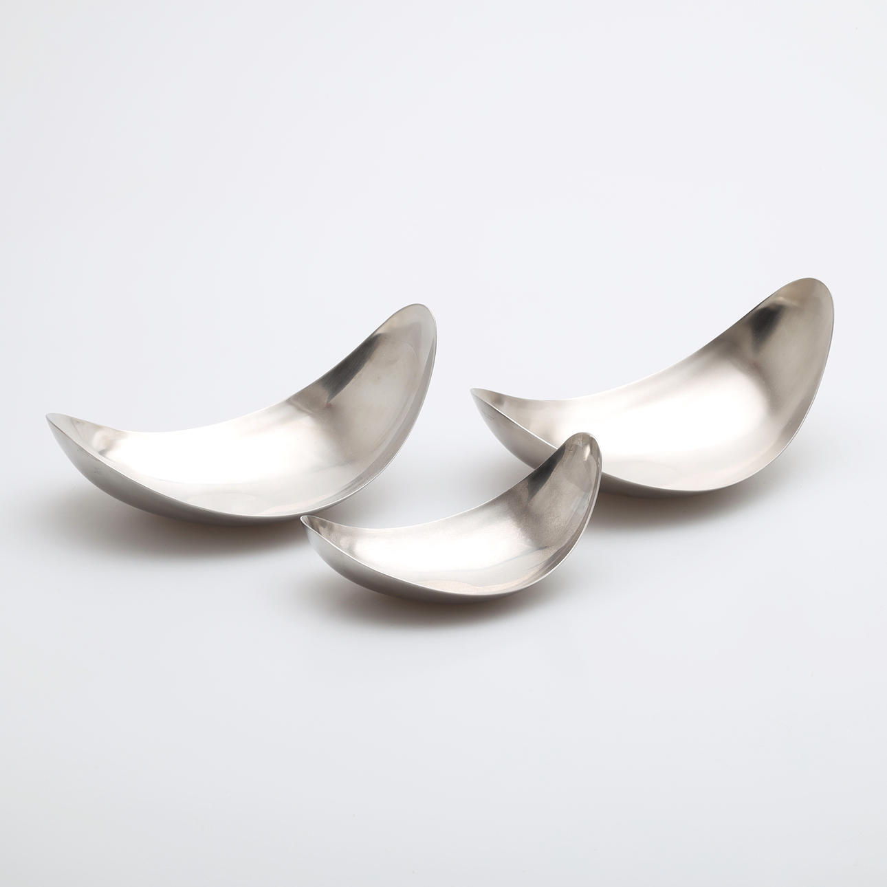 SKÅLE, 3 stk. „Leaf“, rustfrit stål, George Jensen, Danmark.