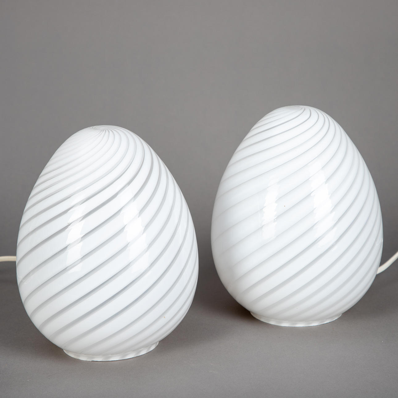 par Murano äggbordslampor, ”Swirl” (2).