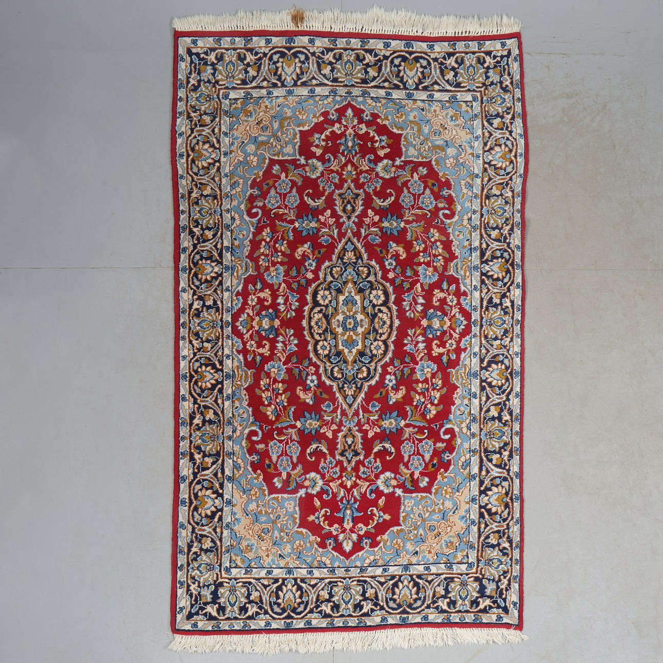 A CARPET, oriental, approx. 245x140 cm.