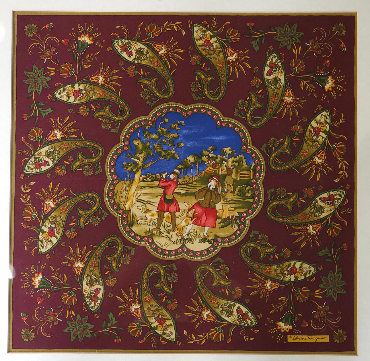 SALVATORE FERRAGAMO. Seidentuch mit Jagdmotiv.