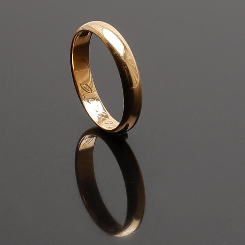 RING i 18K gulguld, vikt 4,65 gram.