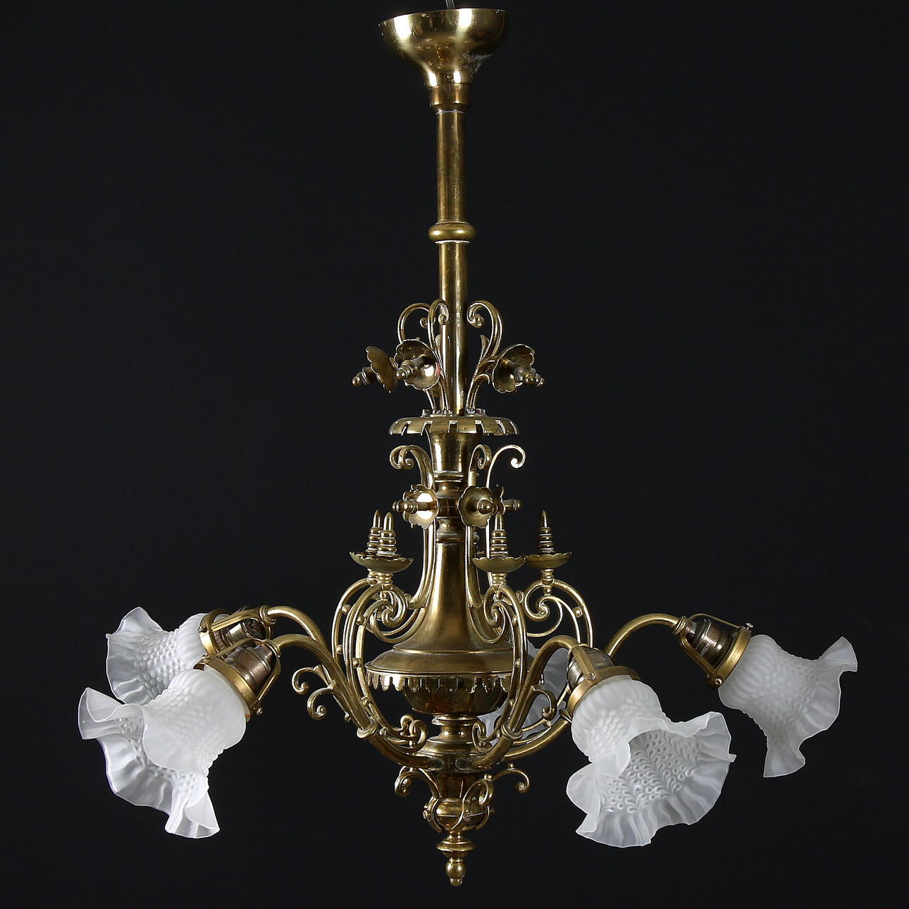 TAKLAMPA, 1900-talets första hälft.