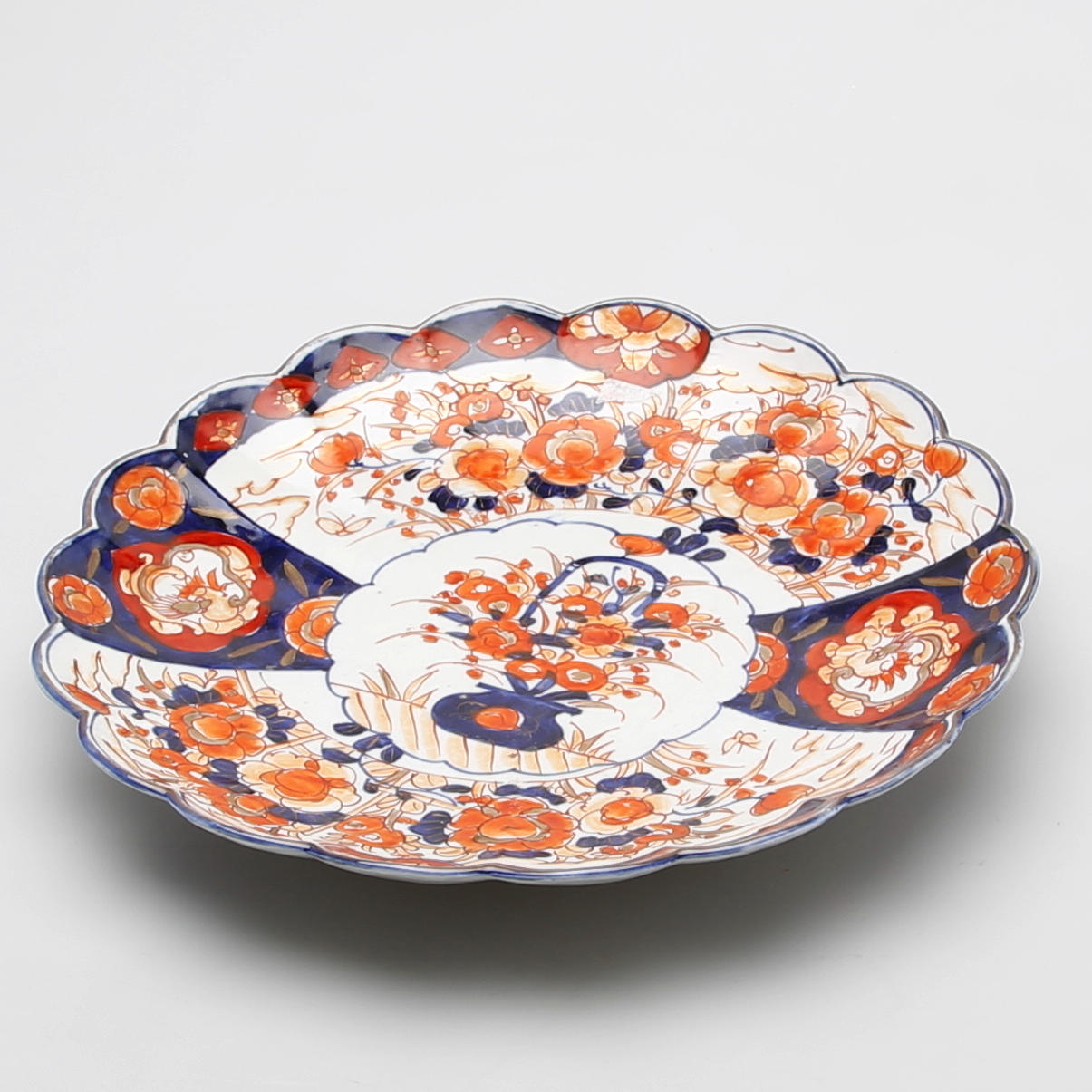 Porcelain barrel, Imari, Japan.