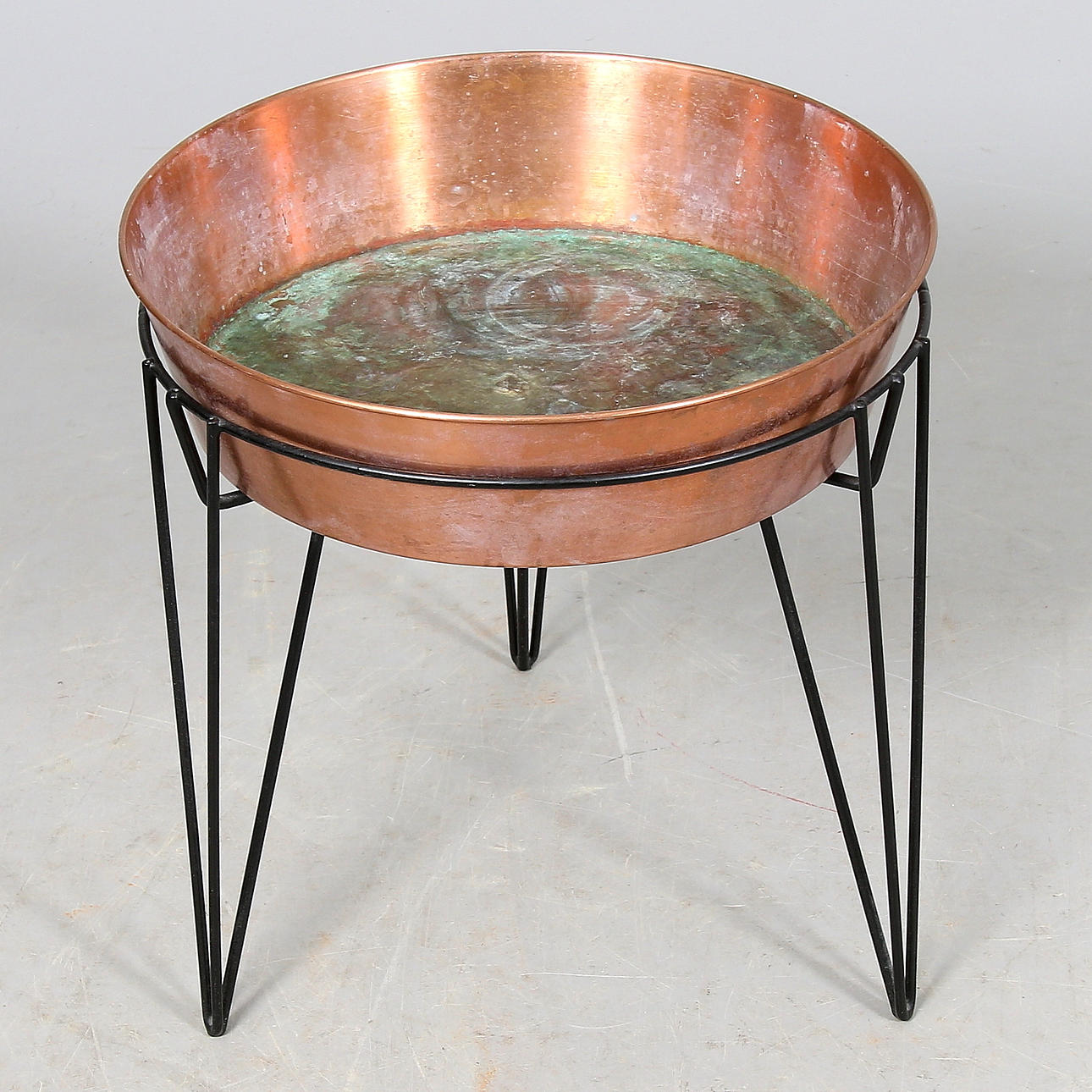 BLOMLÅDA, 1900-talets mitt.