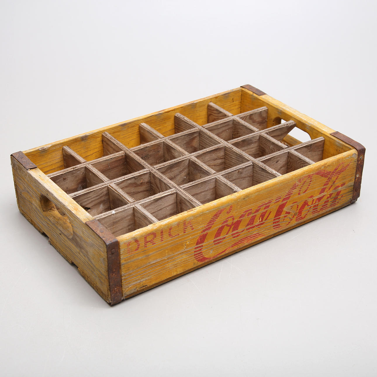 COCA COLA back, trä, 24 fack, 1950-tal.