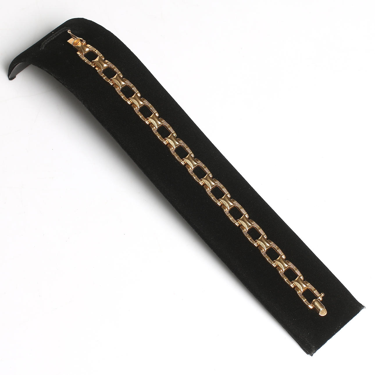 ARMBAND, 18k guld, fantasilänk. Vikt 11,5 gram.