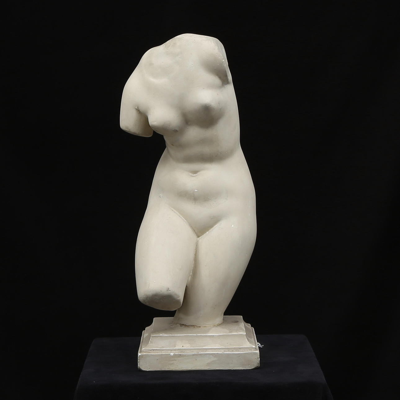 CARIN NILSON(1884-1973). Skulptur, gips, signerad COP Carin Nilson.