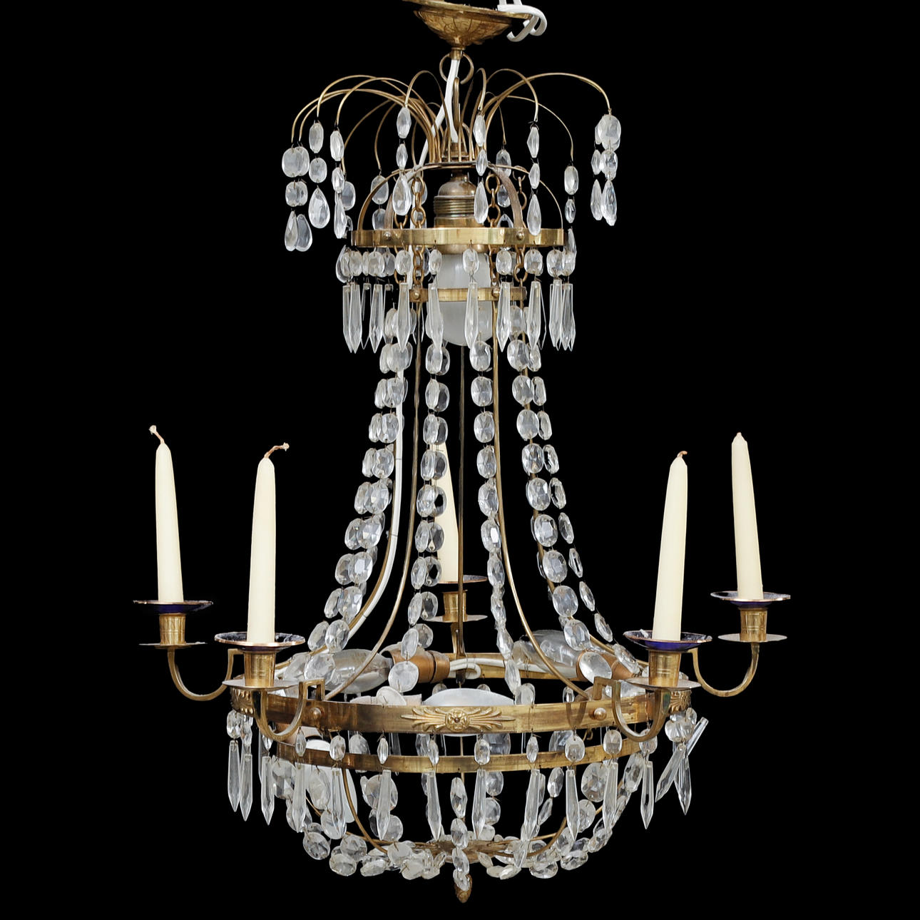 KATTOKRUUNU, korkeus 60 cm.