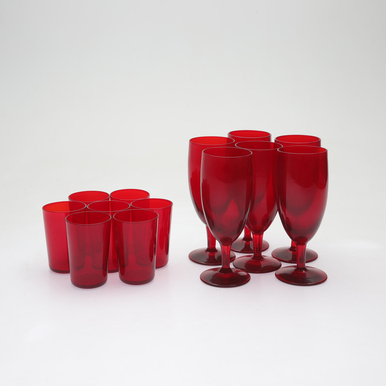 GLAS, 13 (6+7) st, Reijmyre.