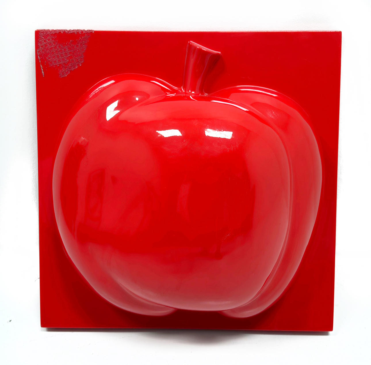 WALL PANEL APPLE, plastic, red 70 tal.