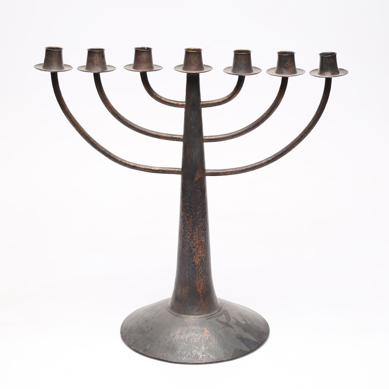 BERNHARD M LINDER. Kandelaber, koppar, stämplad.