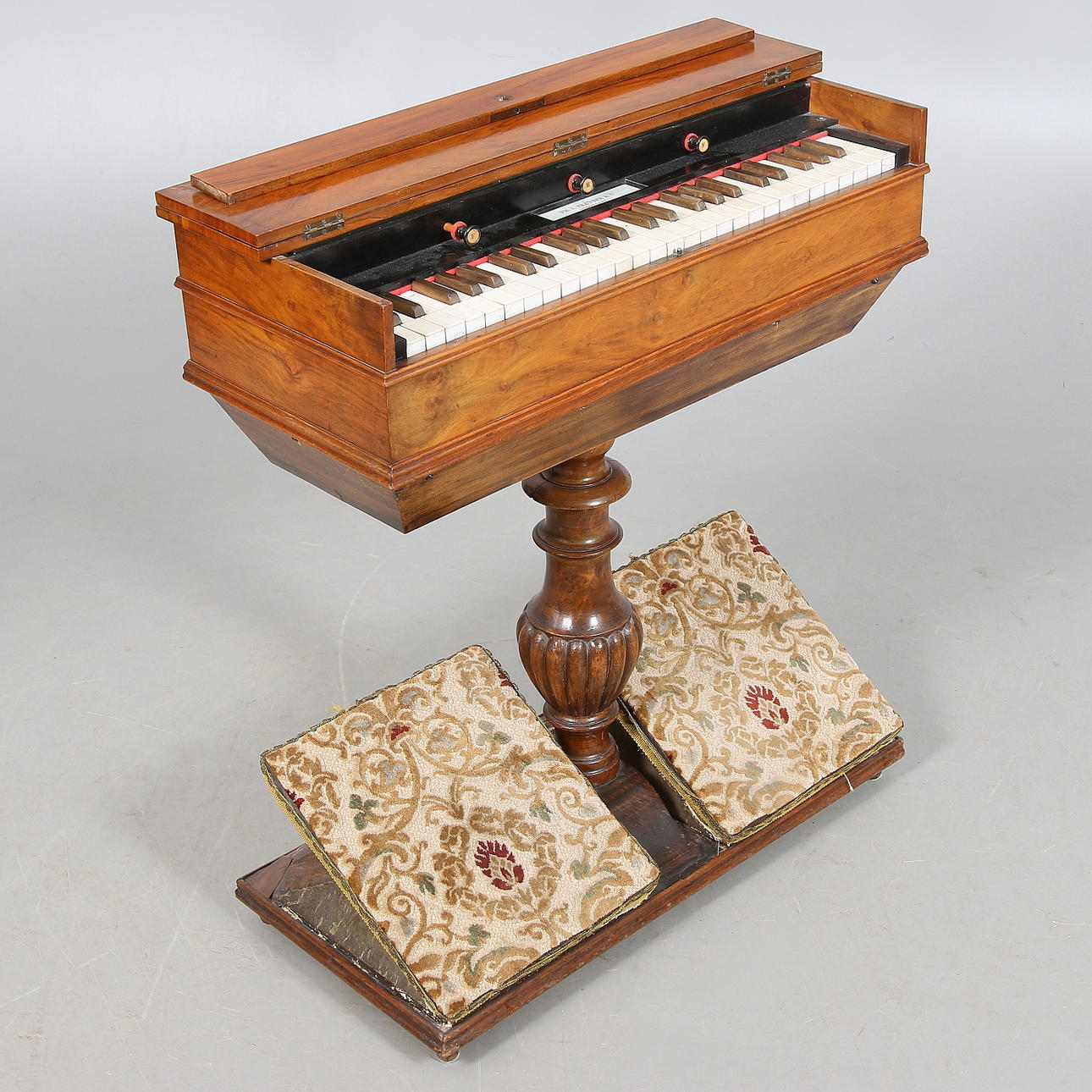 ORGEL, trampmodell, PH. J Trayser, Stuttgart, Tyskland 1900-talets första hälft.