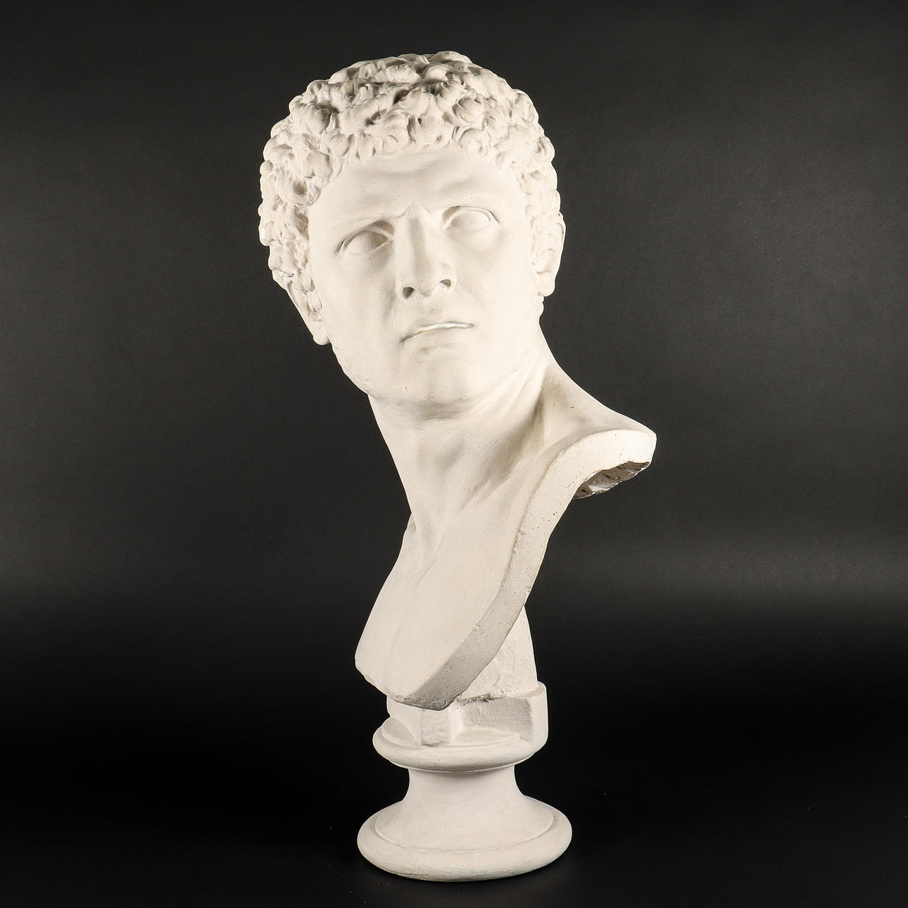 BUST Plaster, indistinct marking -1786, 20th century.