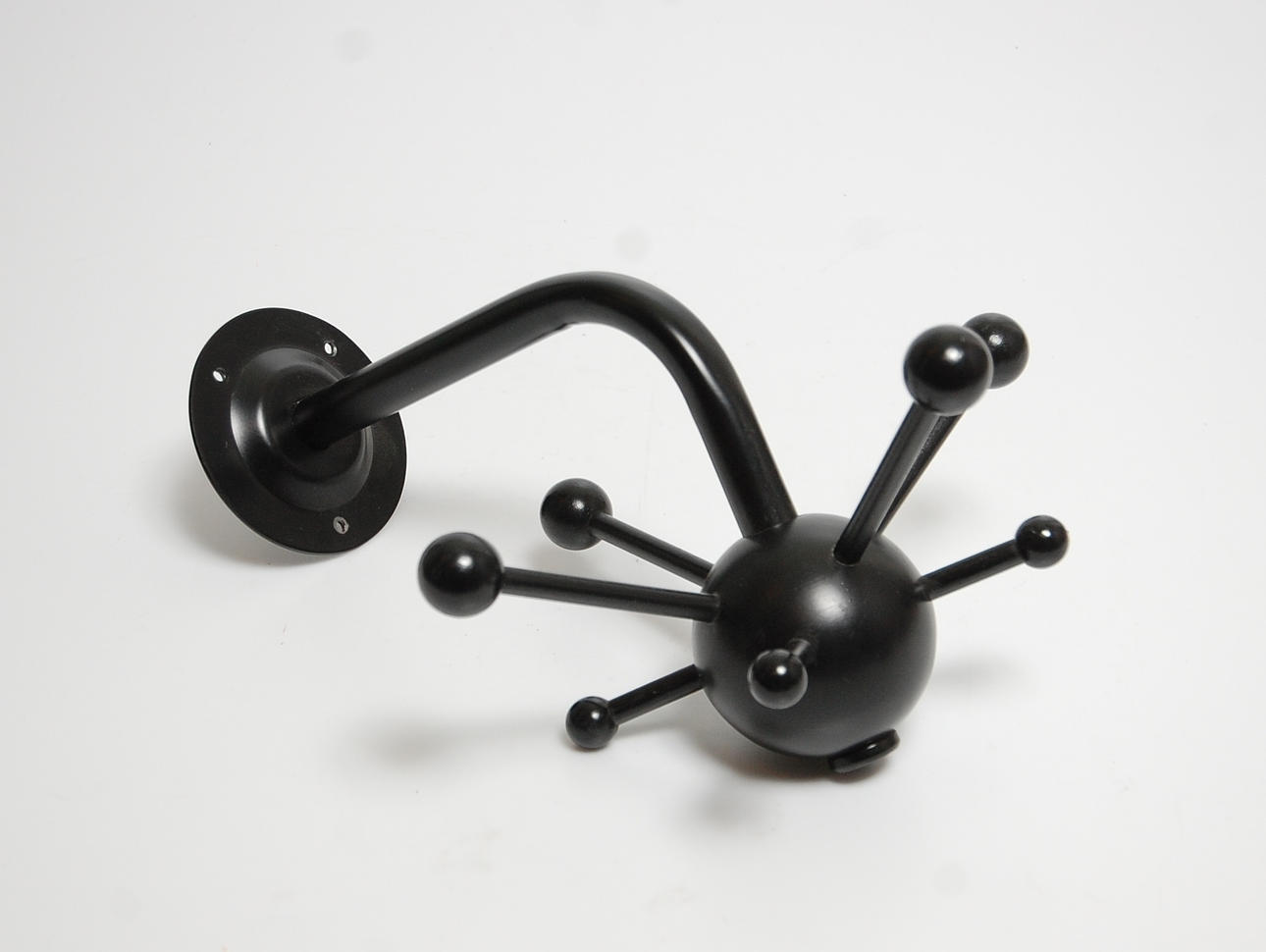 KLÄDHÄNGARE, " Sputnik " Osvaldo Borsani, formgiven 1961 för IKEA.