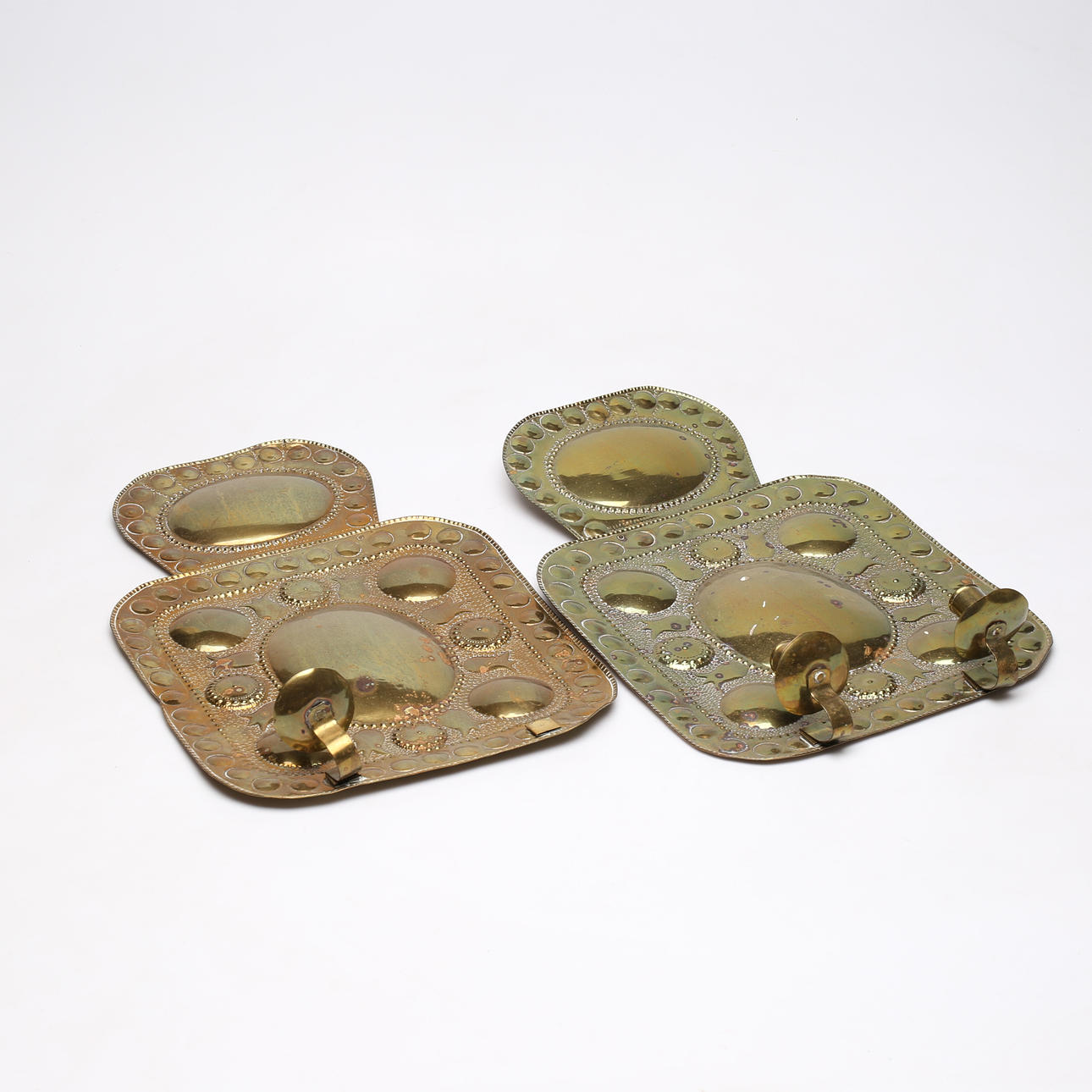 LJUSPLÅTAR, 1 par, barockstil, mässing, 1900-tal.