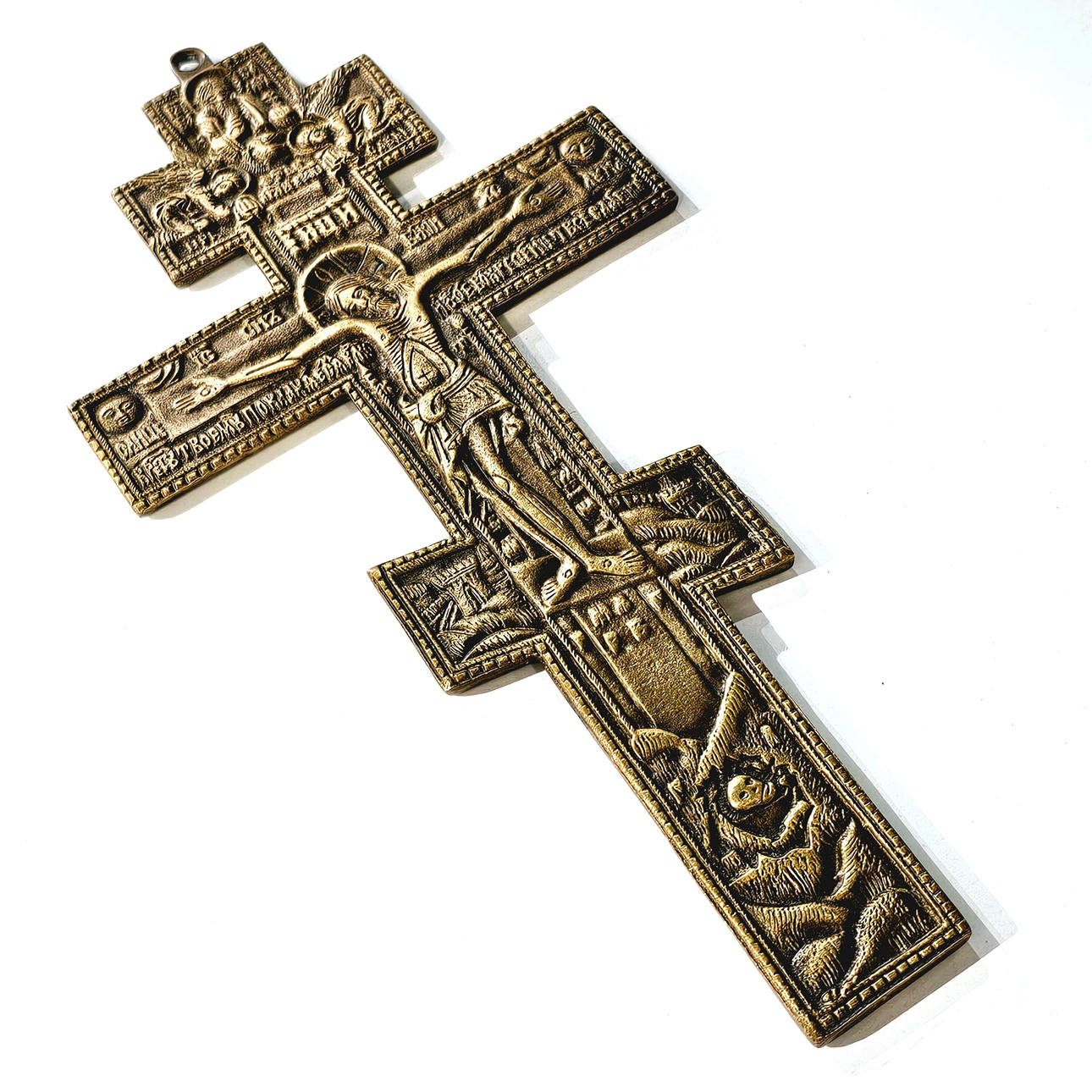 Cruz ortodoxa en bronce.