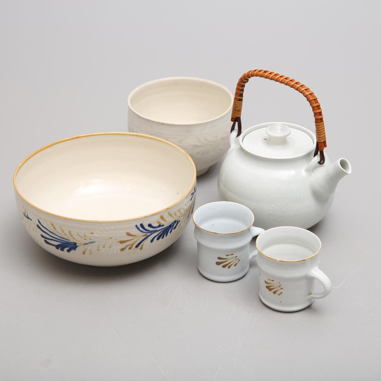 EVA SJÖGREN (1930-2019). Ceramic objects 5 pcs, name-marked.