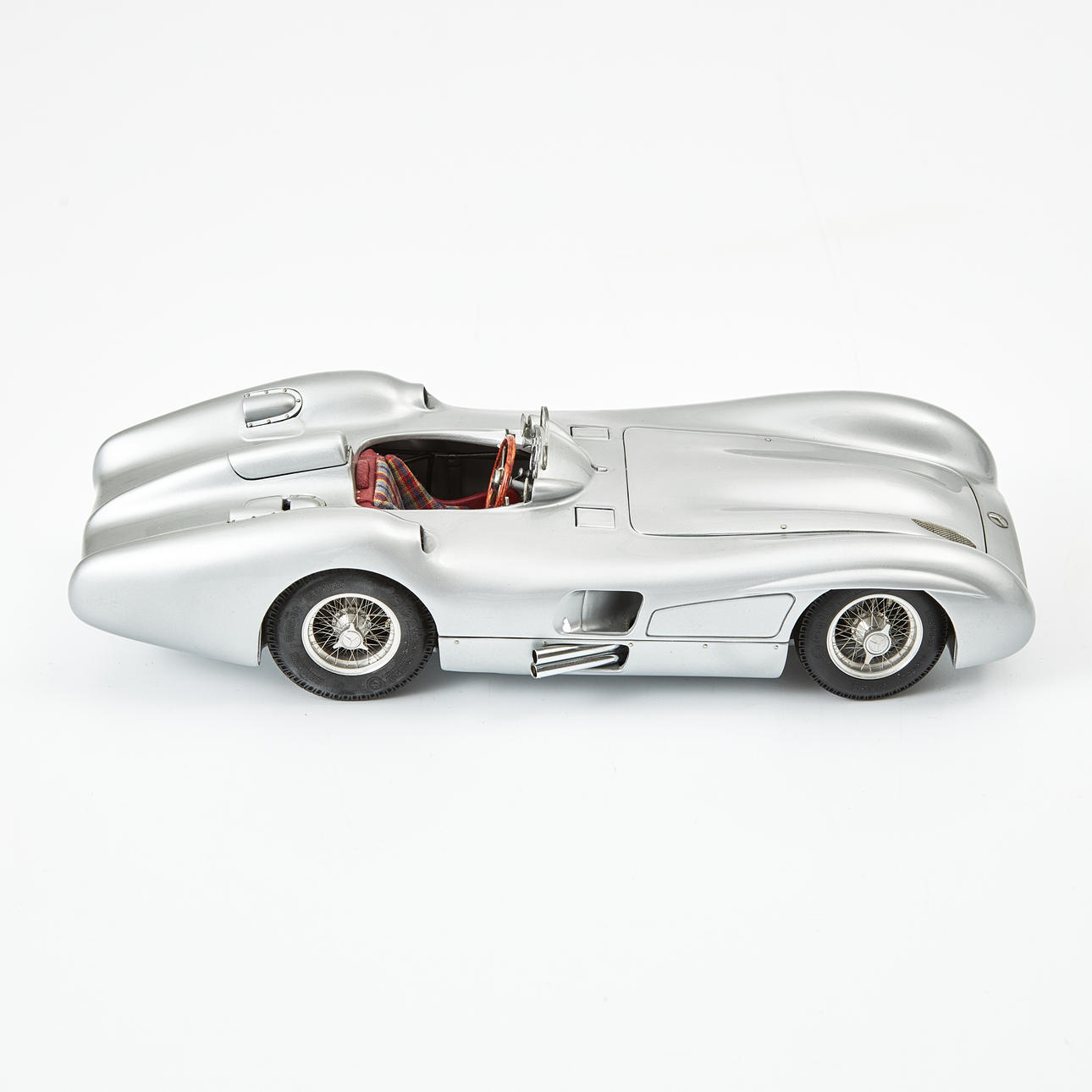 MODEL CAR, CMC, Mercedes Benz, W196R 1954/55 Streamliner