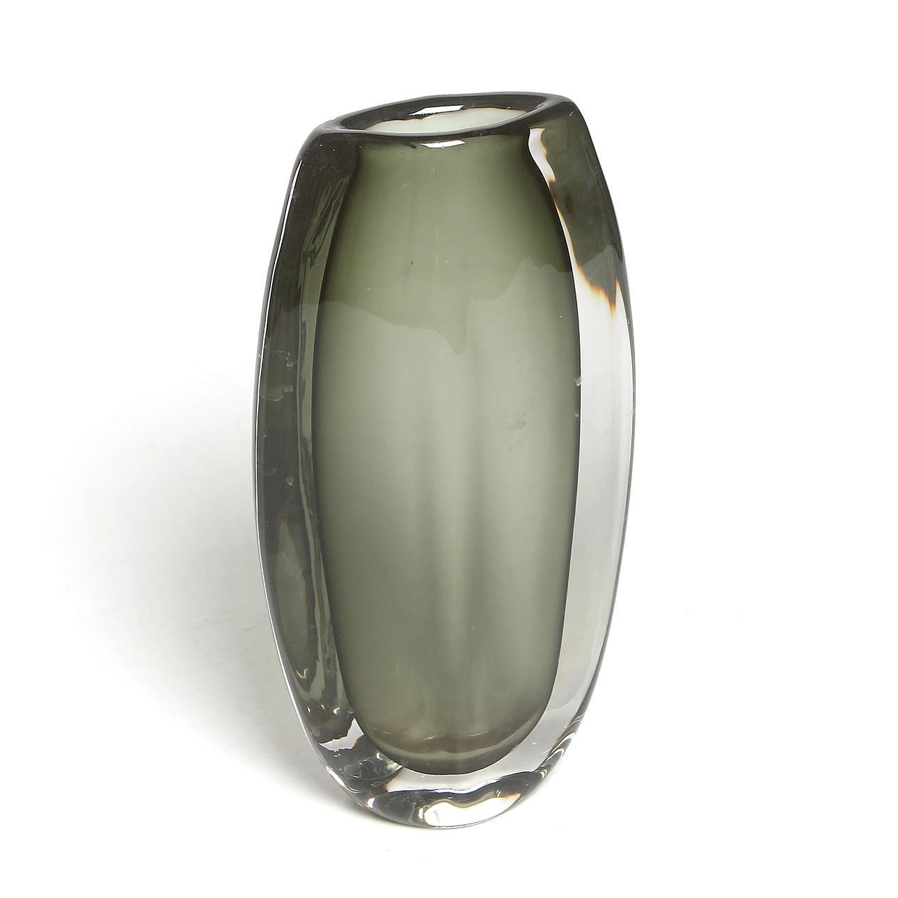 NILS LANDBERG. Vas, glas, signerad Nu, orrefors och numrerad 3538/7.