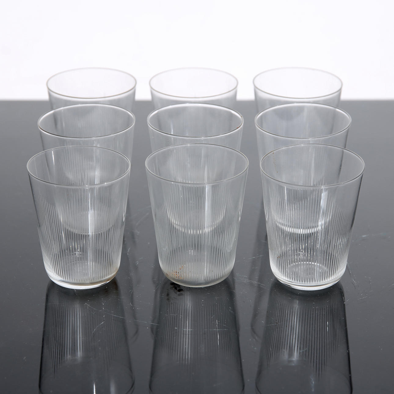 SELTERGLASS, 9 Stück, geätztes Dekor.