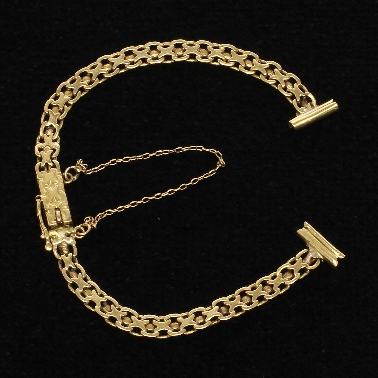 ARMBAND till damur, 18k guld, WEGE Malmö 1938.