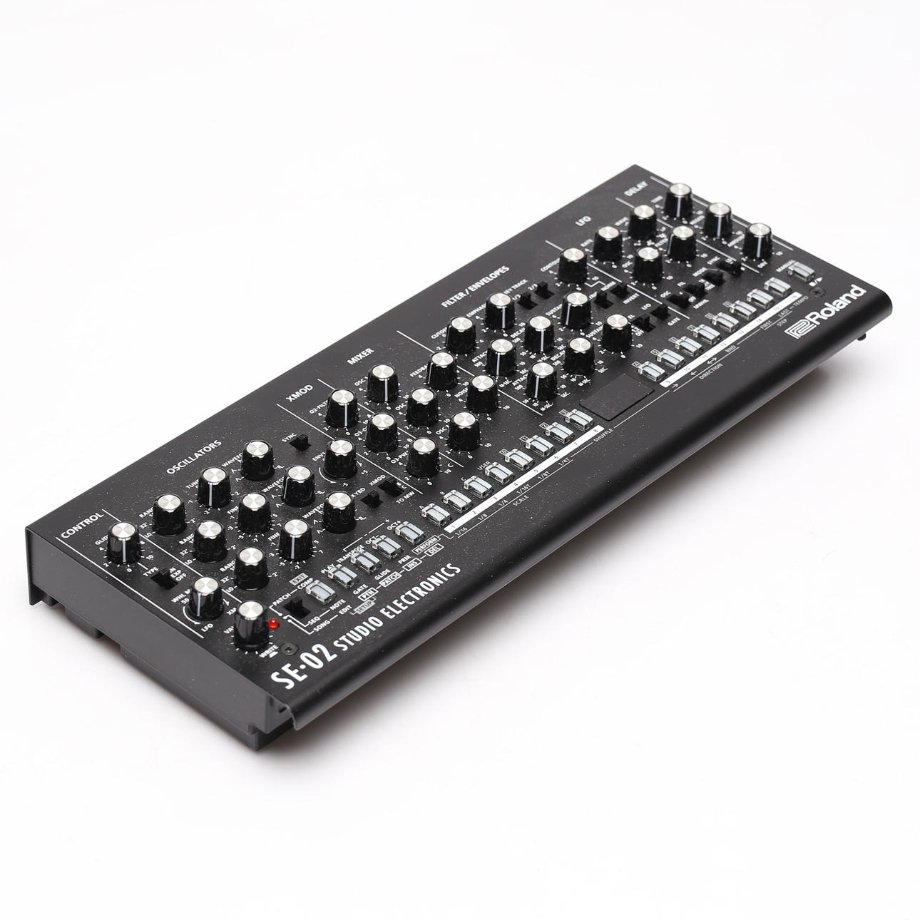 Roland SE-02 Studio Elektronik.