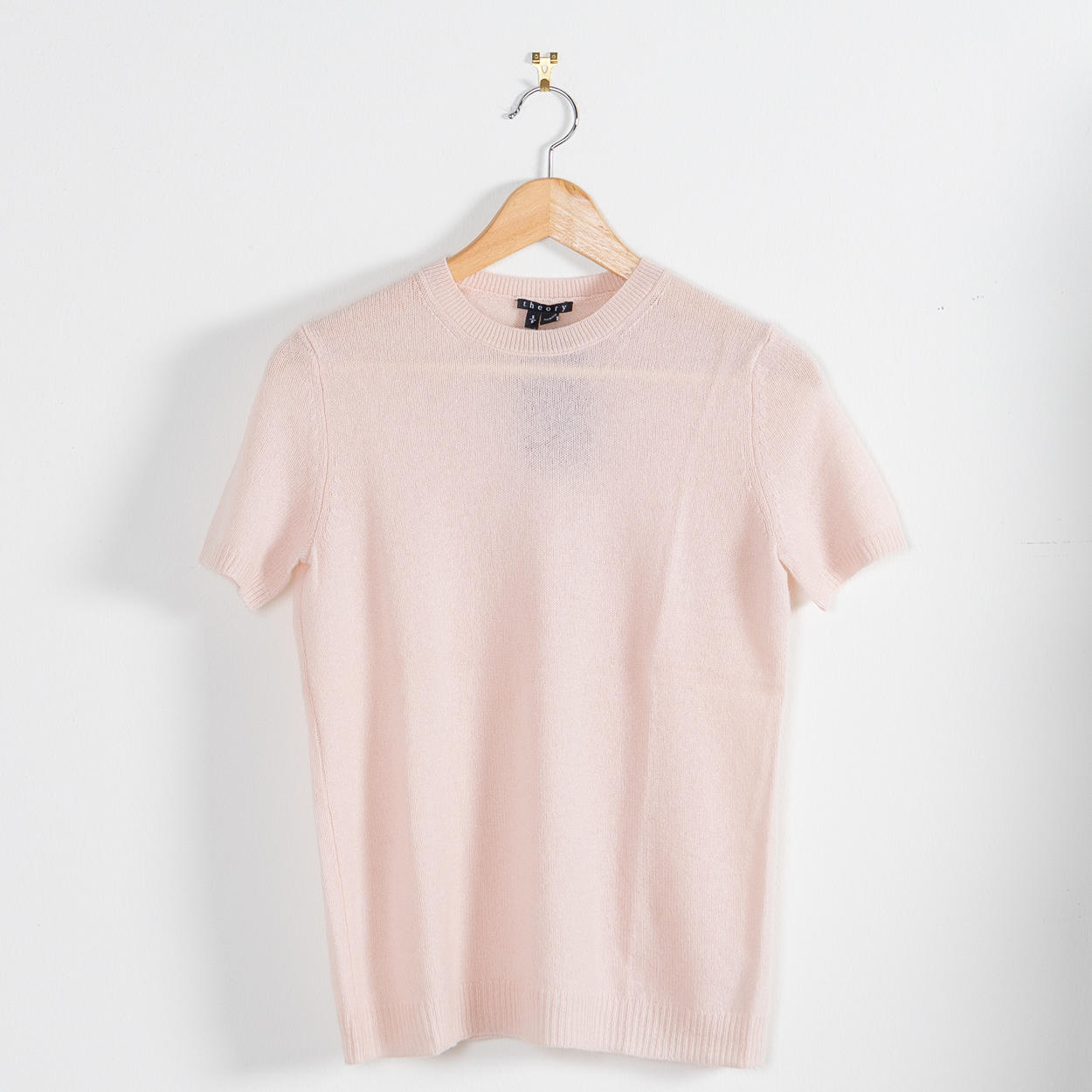 THEORY, fine knit cashmere top, size S.