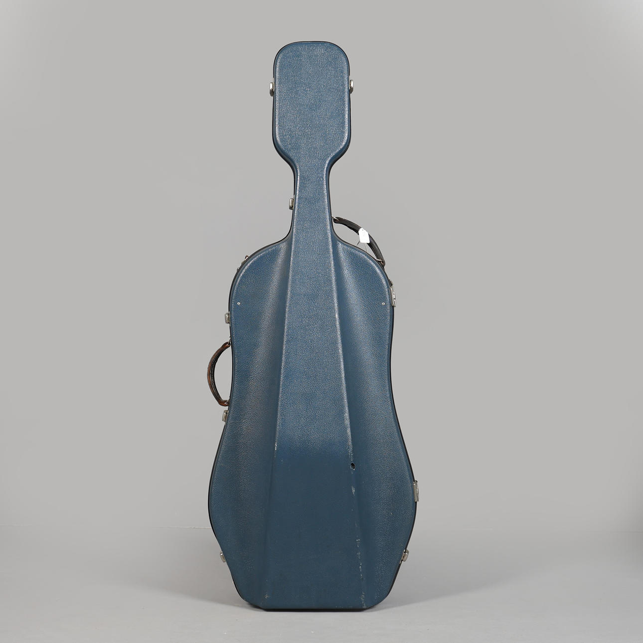 PAXMAN CASES. A 4/4 CELLO CASE.