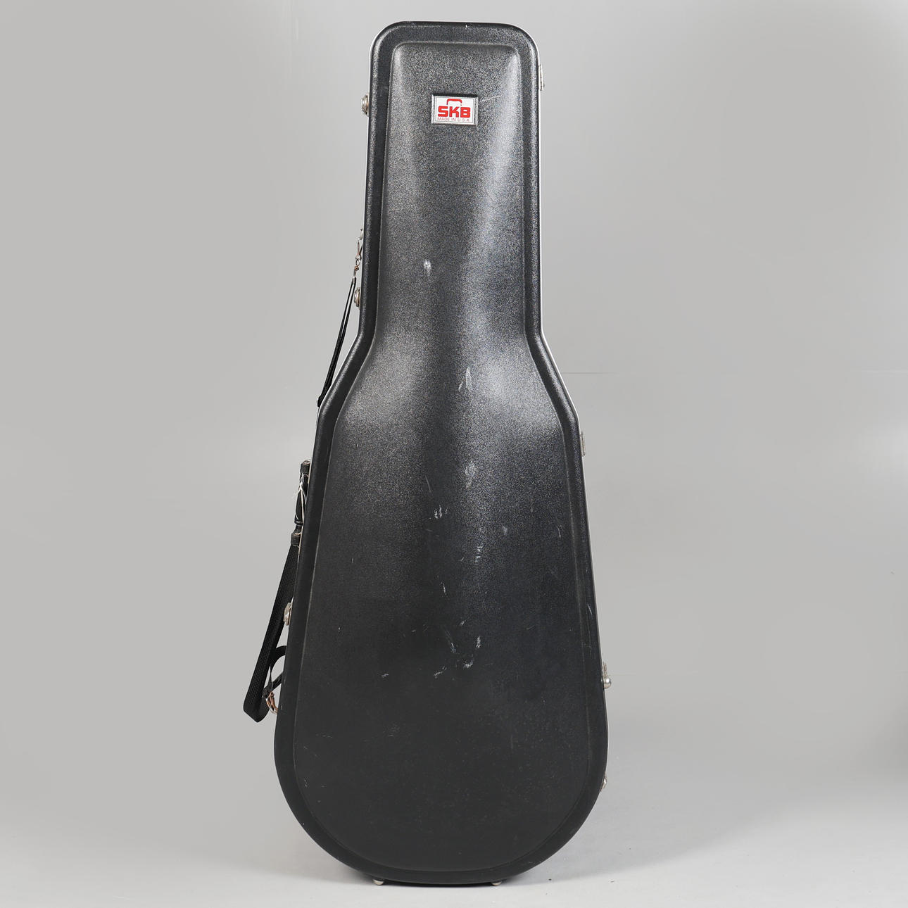 SKB 4/4 CELLO CASE.