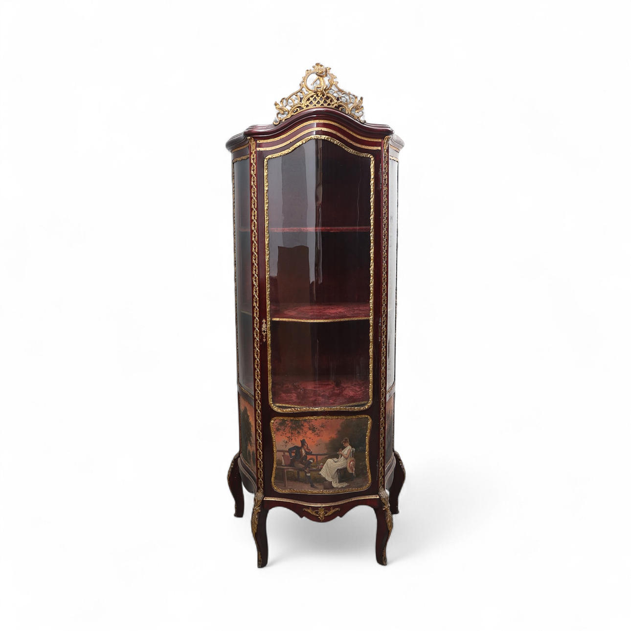 LOUIS XV-style display case in beech stained with oil paint and gilded brass applications, from the beginning of the 20th century.