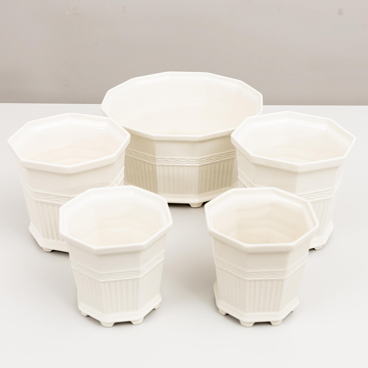 YTTERFODER, 5 st, porslin, "Prins Eugens Waldemarsudde", Gustavsberg och Rörstrand.