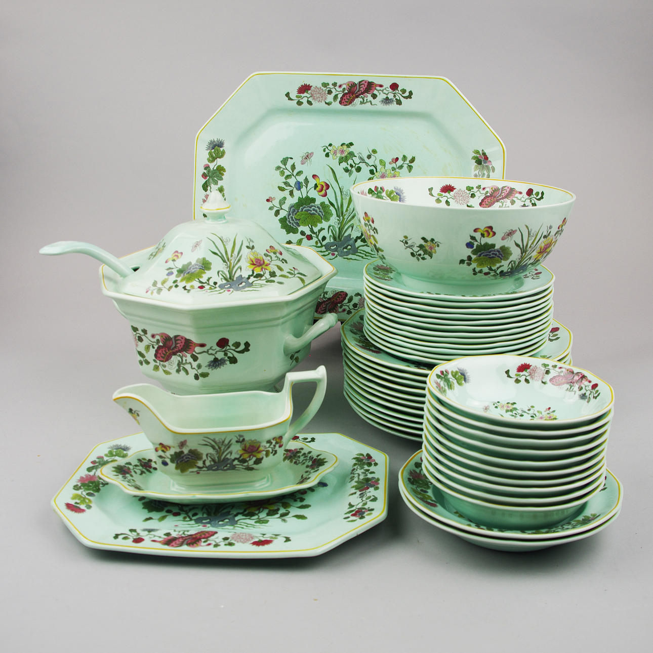 MATSERVIS, Calyx Ware, Adams, England.