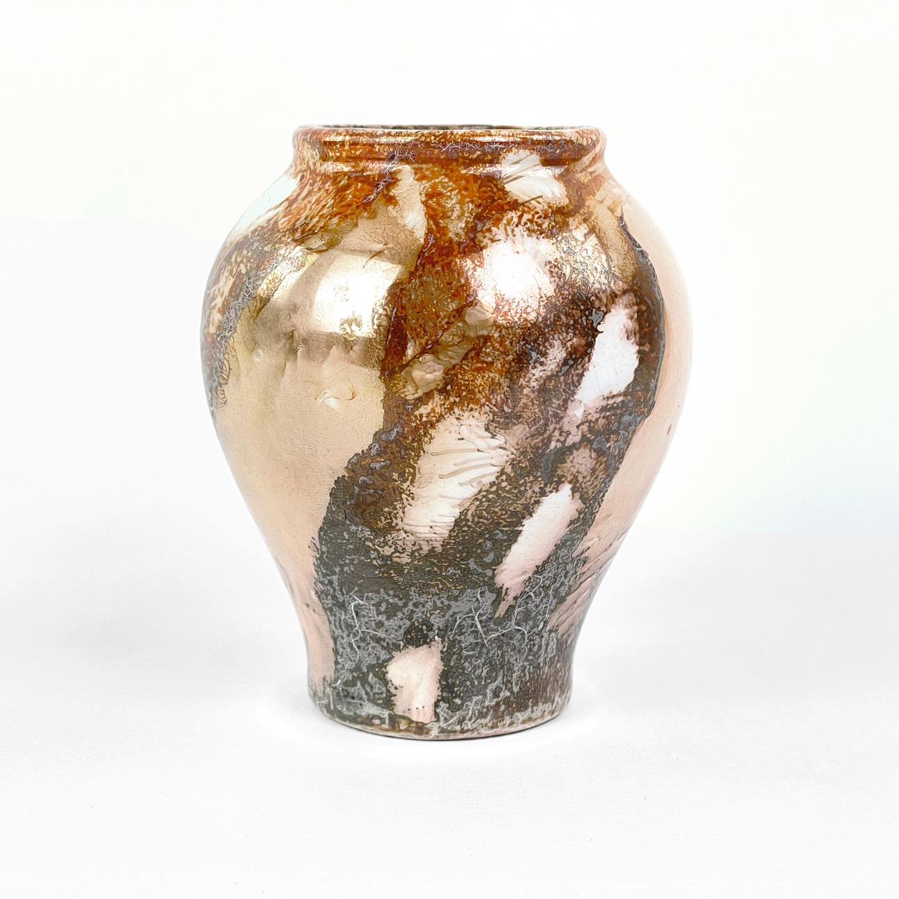 VASE, ARABIC. Luster glaze, porcelain, 1900/1920s. Ceramics