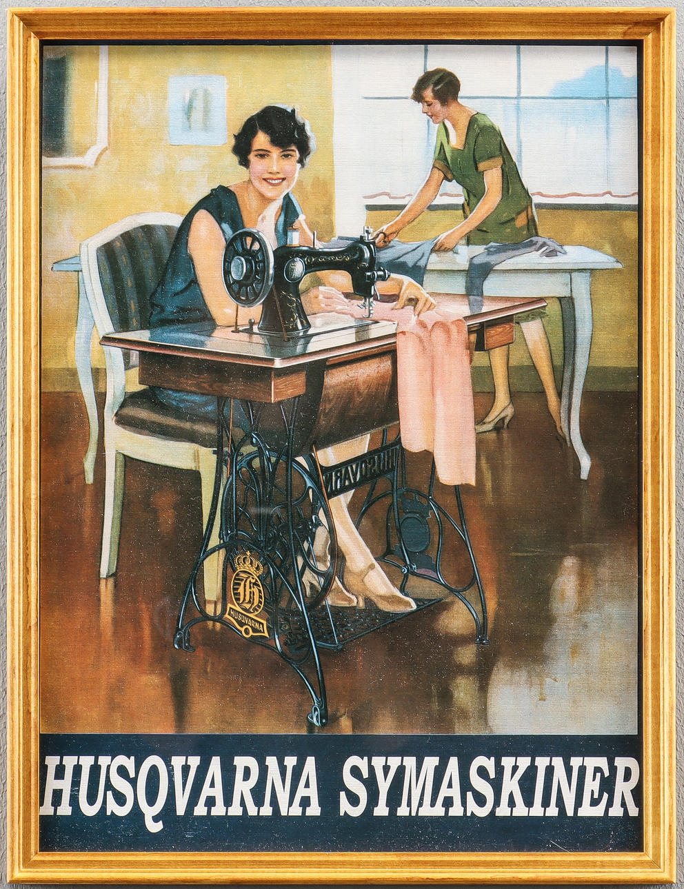 MAINOSLAUTA Husqvarnan ompelukoneet.