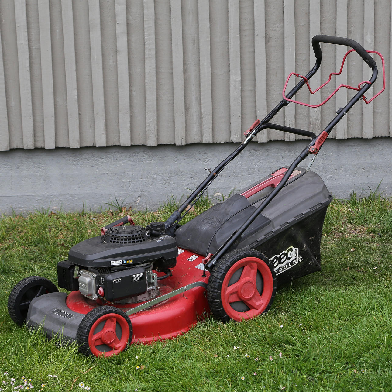 LAWN MOWER, MEEC TOOLS 001-180.