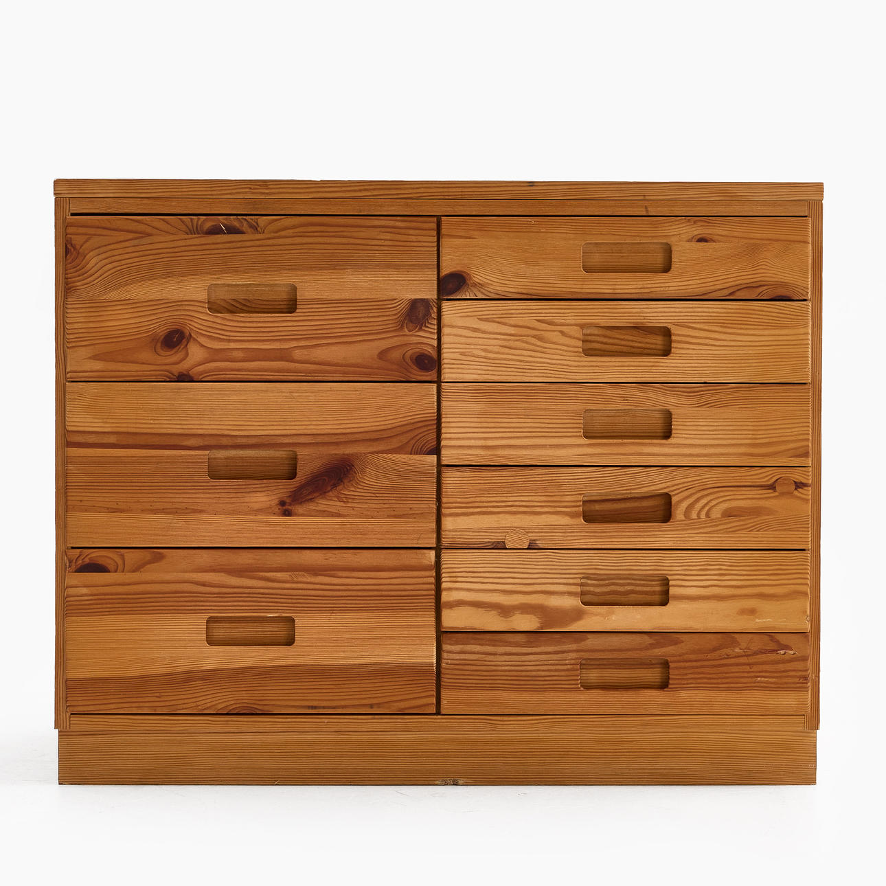 IKEA. Eine Kommode aus Kiefernholz „Uffe“ aus den 1970er Jahren. Möbel - Kommoden