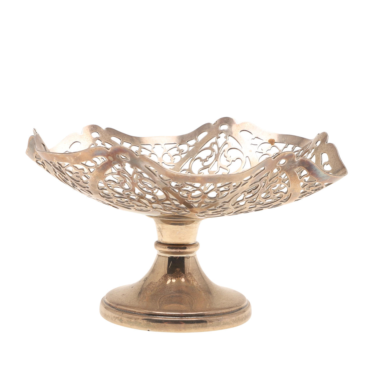 A SILVER PIERCED SMALL COMPORT.